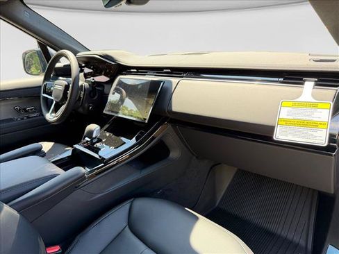 New 2026 Land Rover Range Rover Sport SE AWD/4WD image 23