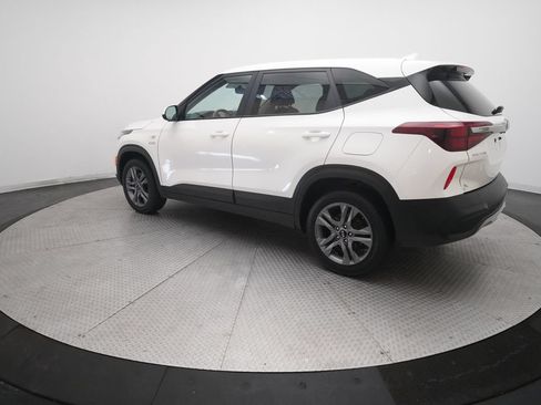Used 2021 Kia Seltos LX AWD/4WD image 30