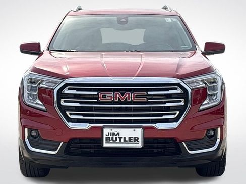 Used 2023 GMC Terrain SLT image 11