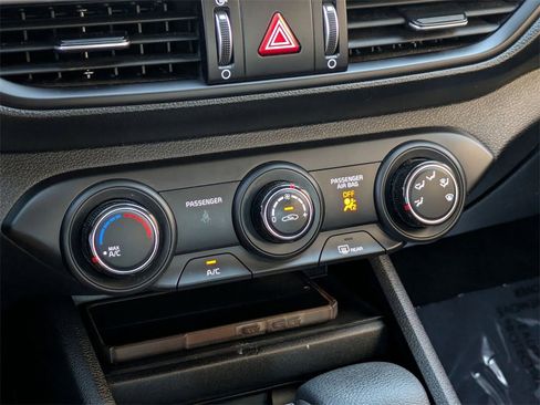 Used 2024 Kia Forte LXS image 17