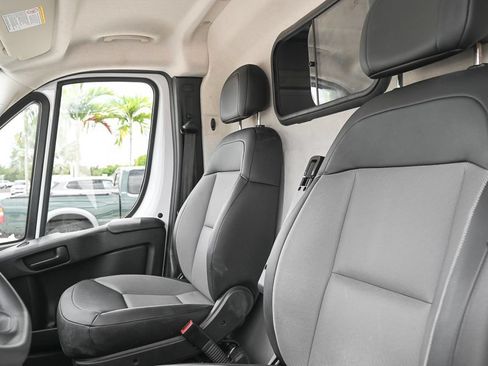 Used 2025 RAM ProMaster 3500 w/ Convenience Group FWD image 18