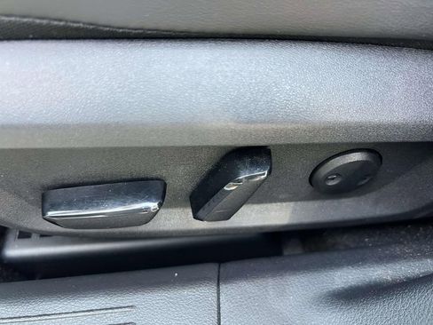 Used 2023 Nissan Rogue Platinum image 18