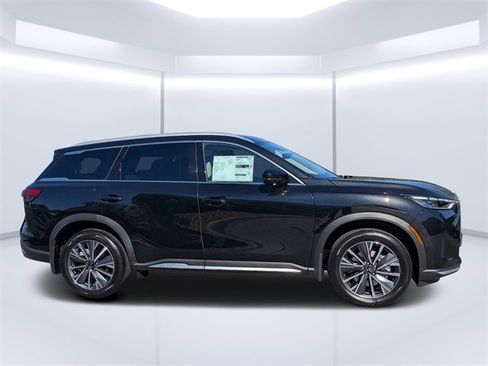 New 2026 INFINITI QX60 Luxe w/ Cargo Package image 2