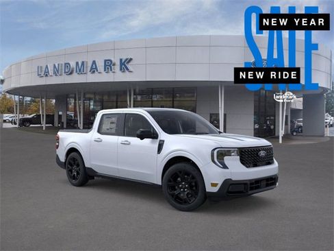 New 2025 Ford Maverick Lariat w/ Black Appearance Package image 7