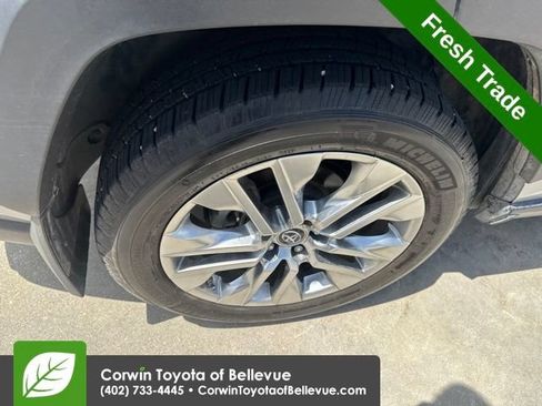 Used 2019 Toyota RAV4 XLE Premium w/ Protection Package FWD image 13