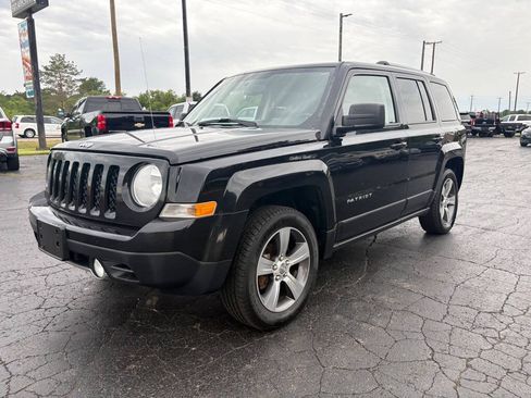 Used 2016 Jeep Patriot 4WD image 1