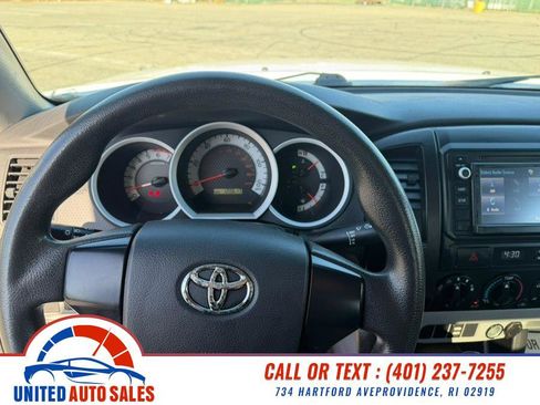 Used 2014 Toyota Tacoma 2WD Regular Cab image 11