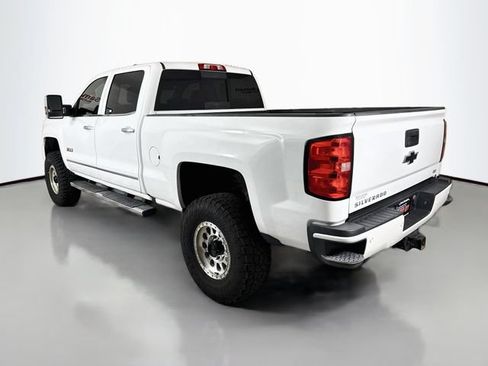 Used 2019 Chevrolet Silverado 2500 LTZ w/ Duramax Plus Package AWD/4WD image 5