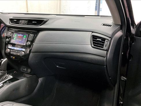 Used 2020 Nissan Rogue SL w/ Premium Package image 15