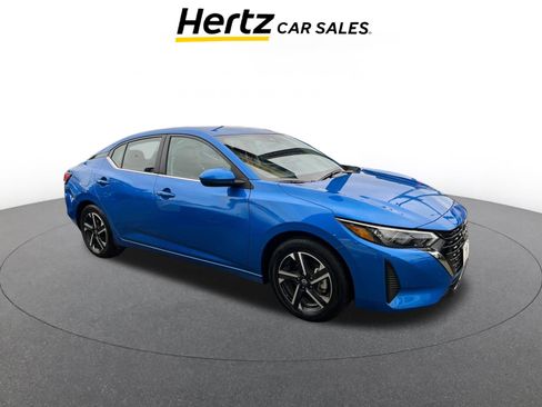 Used 2025 Nissan Sentra SV image 1