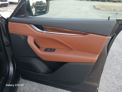 Used 2022 Maserati Levante Modena image 17
