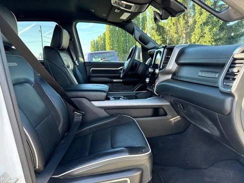 Used 2025 RAM 1500 Laramie AWD/4WD image 11