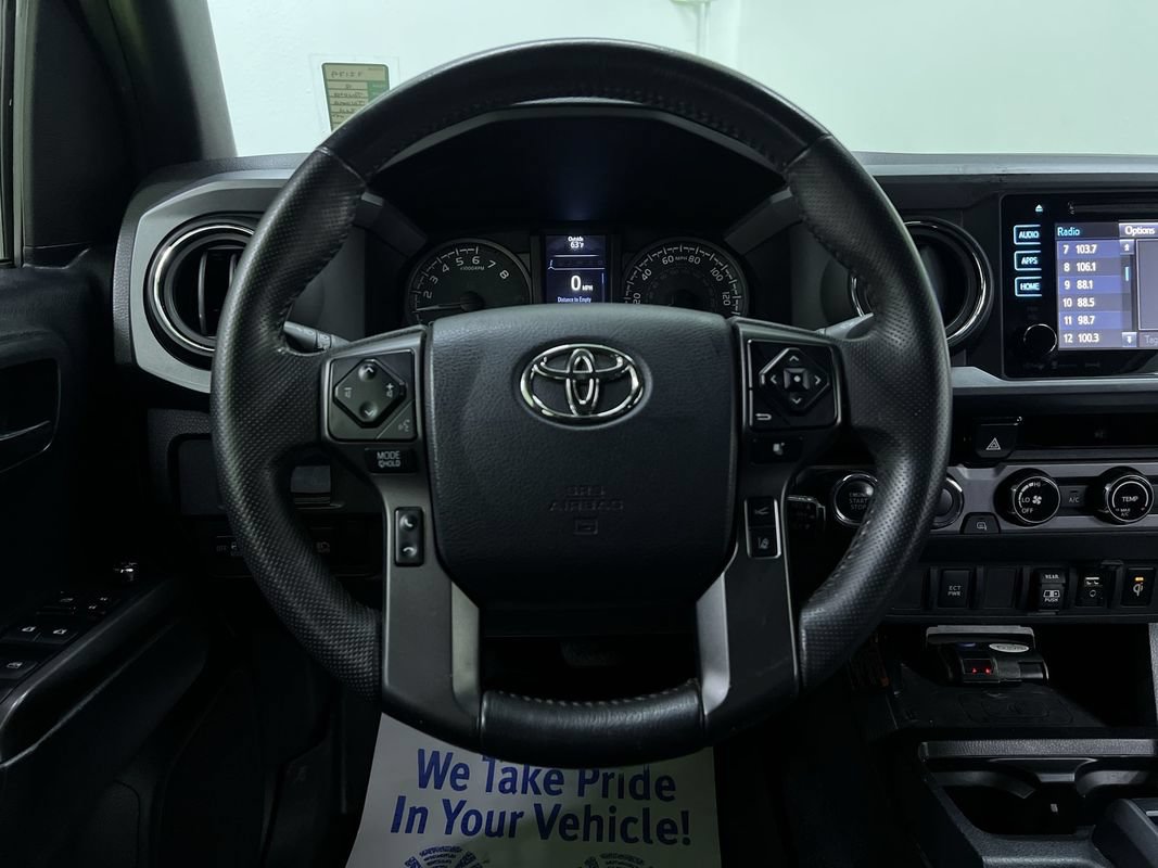 Used 2018 Toyota Tacoma TRD Sport AWD/4WD image 20