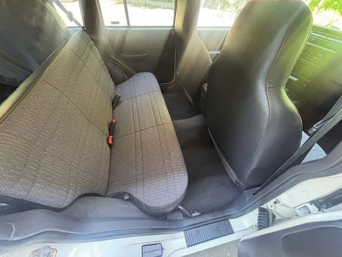 Used 2000 Jeep Cherokee Sport AWD/4WD image 23