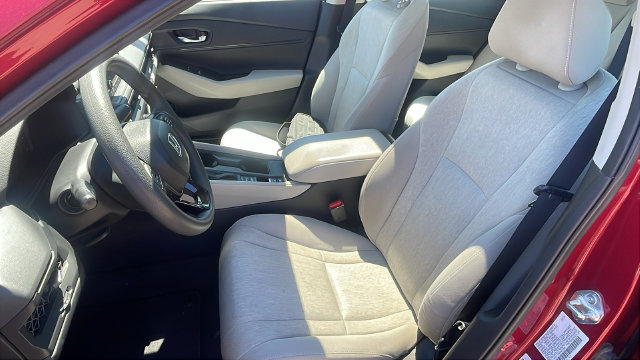 Used 2024 Honda Accord EX image 11