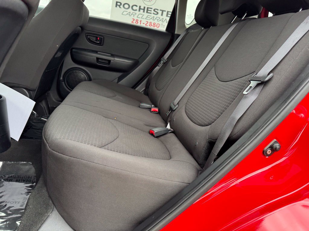 Used 2013 Kia Soul FWD image 8