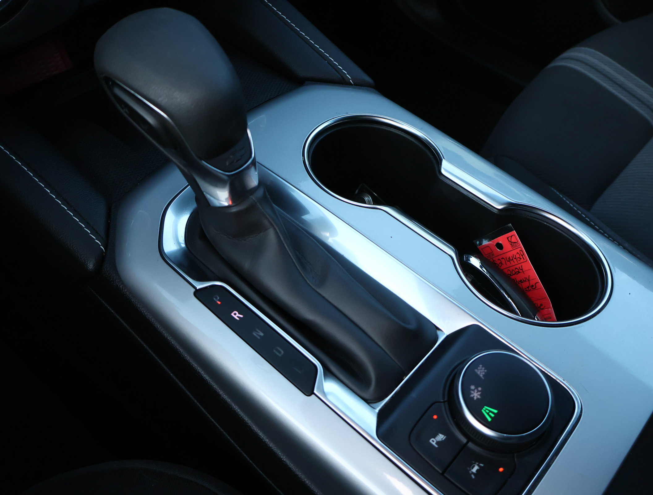 Used 2024 Chevrolet Blazer LT w/ Convenience Package FWD image 19