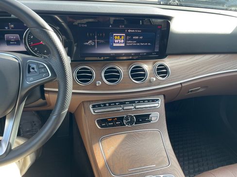 Used 2018 Mercedes-Benz E 300 E300 image 13