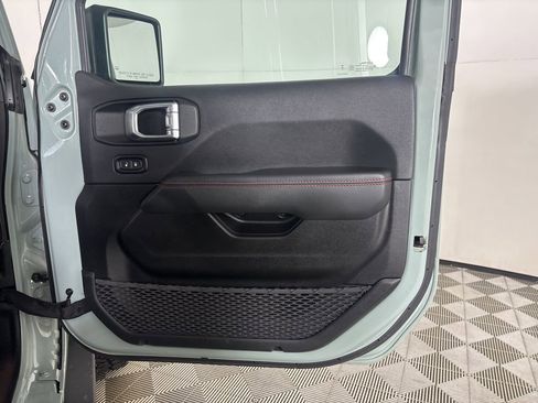 Used 2023 Jeep Wrangler Unlimited Rubicon 4xe image 24