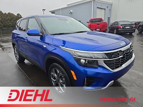 Certified 2024 Kia Seltos LX image 1