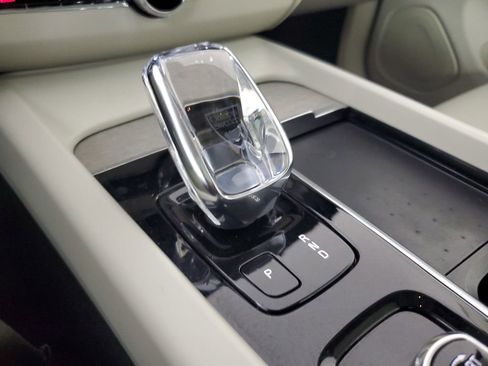 Certified 2022 Volvo XC60 B5 Inscription image 35