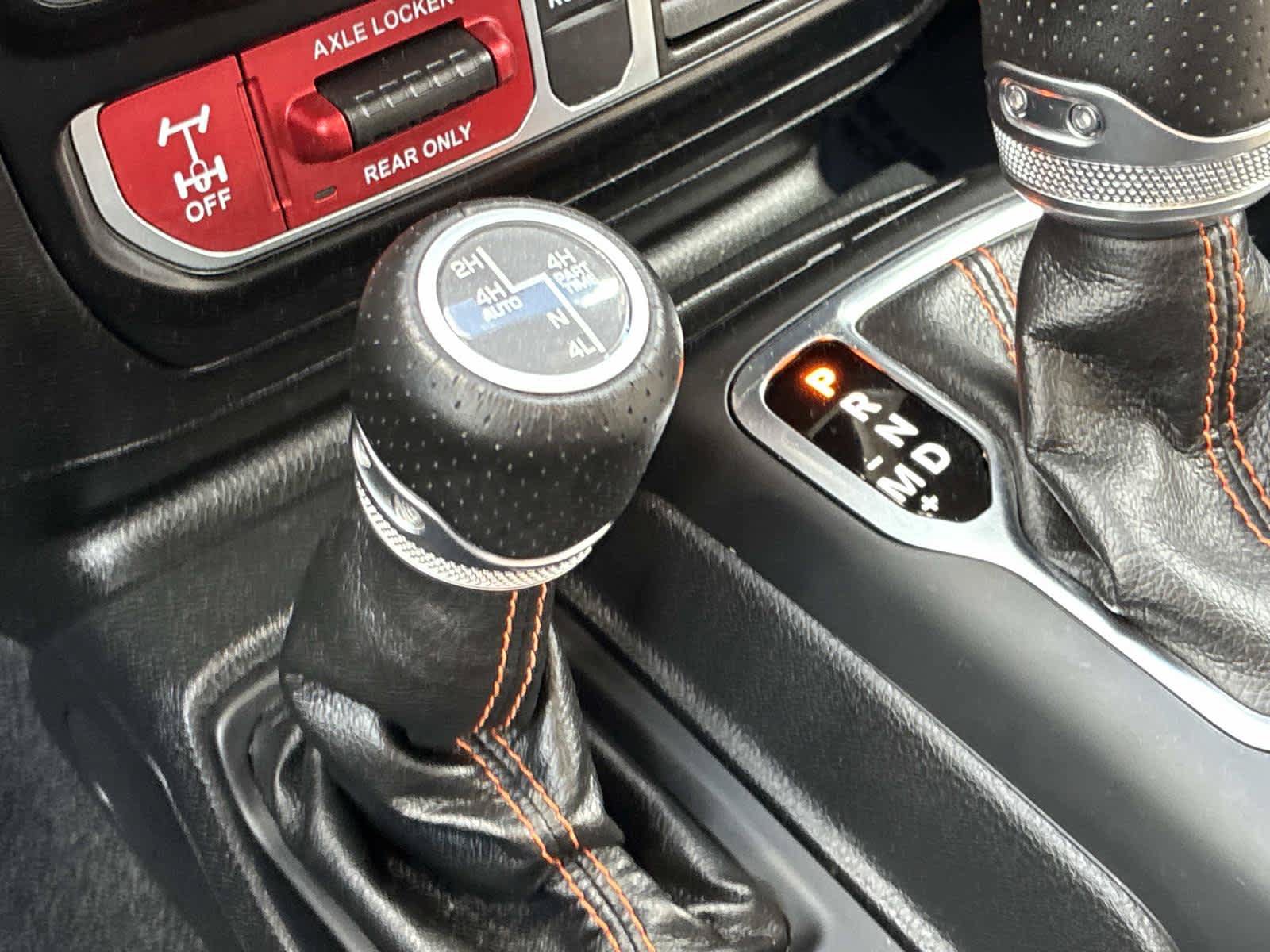 Used 2022 Jeep Gladiator Mojave w/ LED Lighting Group AWD/4WD image 39