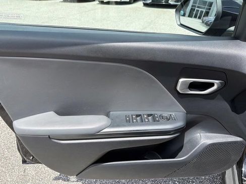 Used 2025 Kia K4 FWD image 7