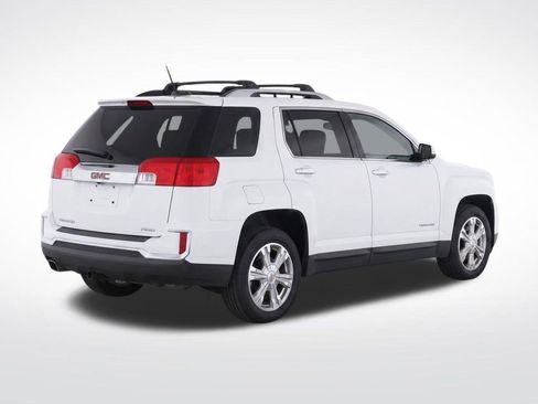 Used 2017 GMC Terrain SLT w/ Driver Alert Package I AWD/4WD image 3