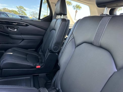 Certified 2024 Honda Pilot EX-L image 12