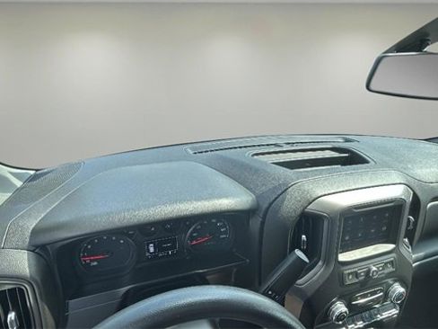 Used 2021 GMC Sierra 2500 2WD Crew Cab w/ Convenience Package image 6