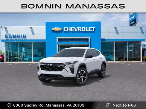 New 2026 Chevrolet Trax RS FWD image 1