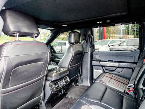 Used 2022 Ford F150 Lariat w/ Equipment Group 502A High AWD/4WD image 31