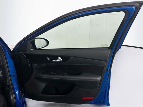 Used 2023 Kia Forte GT-Line FWD image 31