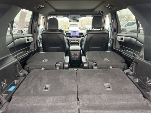 Used 2020 Ford Explorer ST image 44