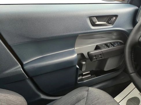 Used 2023 Ford Maverick XLT w/ Equipment Group 300A Standard image 12