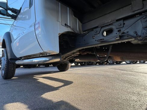 Used 2012 Ford F550 165  W.B. 2D w/ PWR Equipment Group image 17