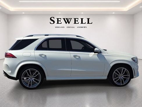 Used 2021 Mercedes-Benz GLE 580 4MATIC image 5