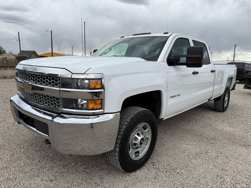 Used 2019 Chevrolet Silverado 2500 W/T w/ WT Convenience Package AWD/4WD image 4