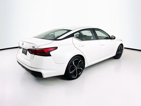 Used 2024 Nissan Altima 2.5 SR image 9