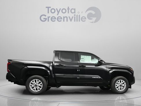 Used 2025 Toyota Tacoma SR5 RWD image 15