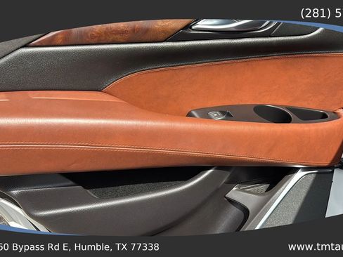 Used 2018 Cadillac Escalade Premium Luxury RWD image 14