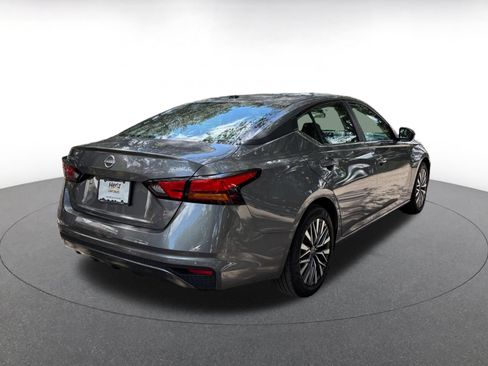 Used 2026 Nissan Altima 2.5 SV FWD image 7