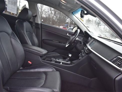 Used 2019 Kia Optima EX image 12