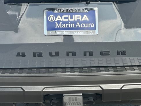 Used 2025 Toyota 4Runner SR5 image 27