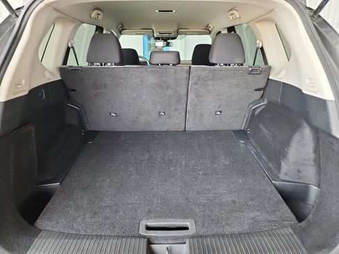 Used 2021 Nissan Rogue S image 37