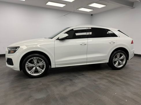 Used 2019 Audi Q8 Premium w/ Convenience Package image 3