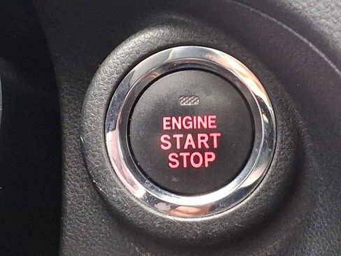 Used 2019 Subaru Crosstrek 2.0i Limited w/ Moonroof Package w/Navigation image 27