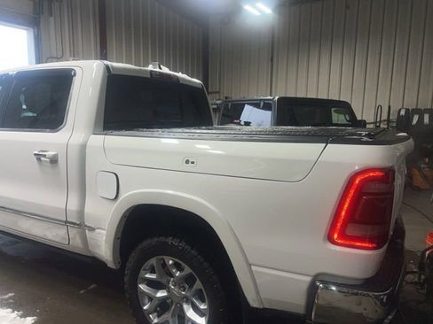 Used 2020 RAM 1500 Limited image 3