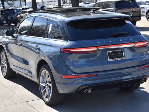 New 2026 Lincoln Corsair Grand Touring image 9