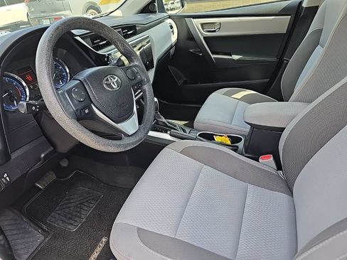Used 2017 Toyota Corolla LE w/ Carpet Mat Package (TMS) FWD image 18